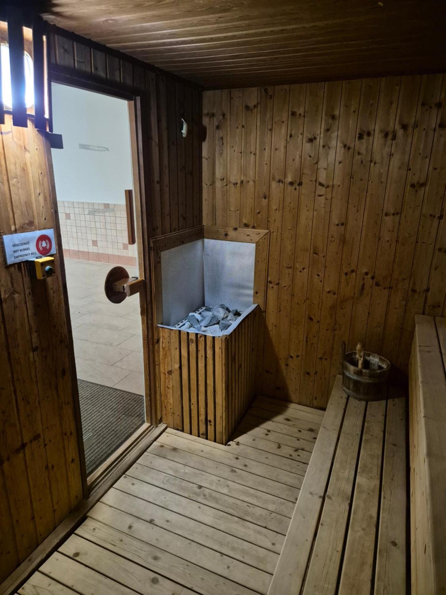 Manna Wellness Apartman Zalakaros Luaran gambar
