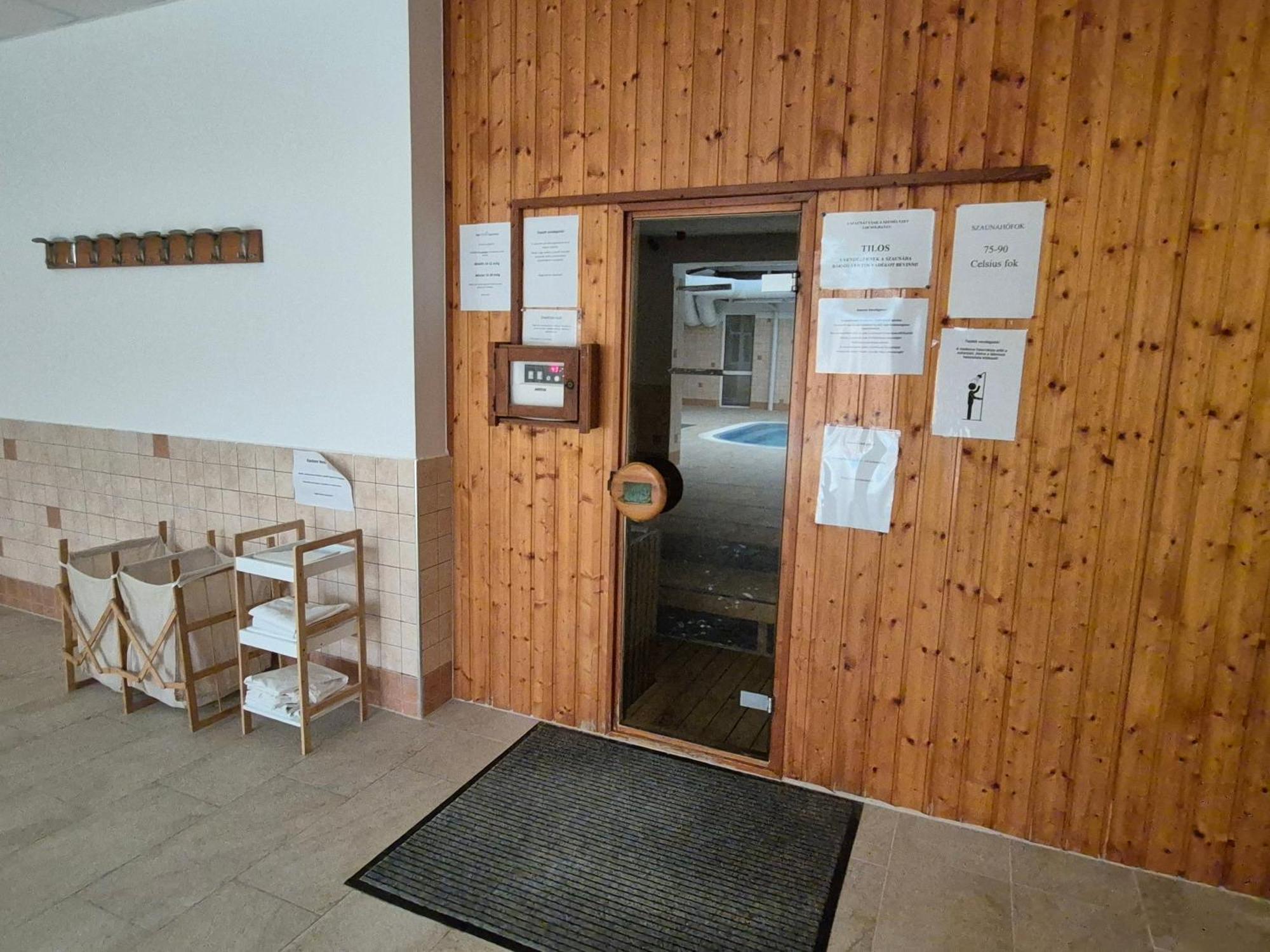 Manna Wellness Apartman Zalakaros Luaran gambar