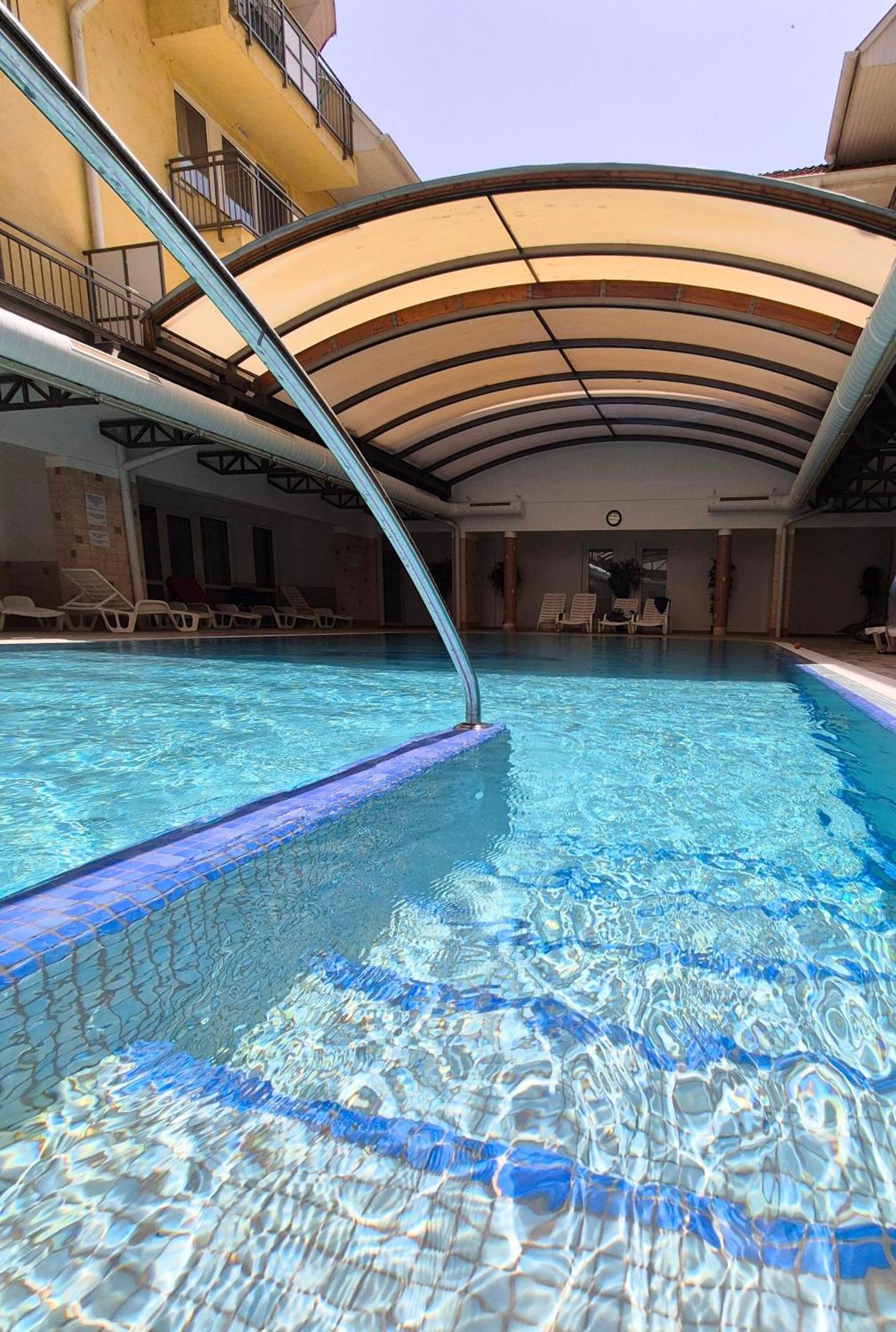 Manna Wellness Apartman Zalakaros Luaran gambar